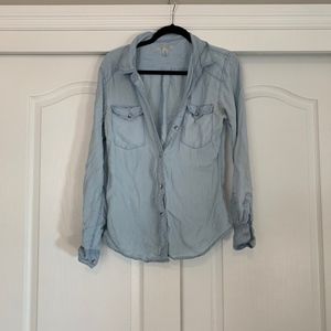 Women's Demin Button Up Shirt